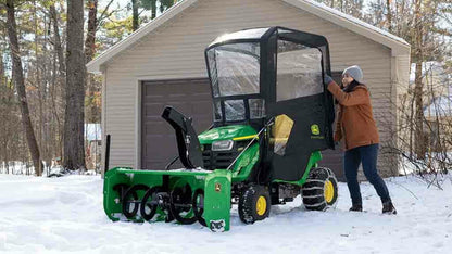 John Deere S140 Lawn Tractor 121.9cm